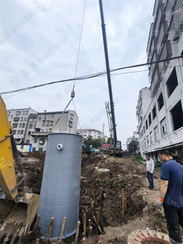 岳陽錢糧湖鎮(zhèn)振興路北黑臭水體整治項目7.jpg